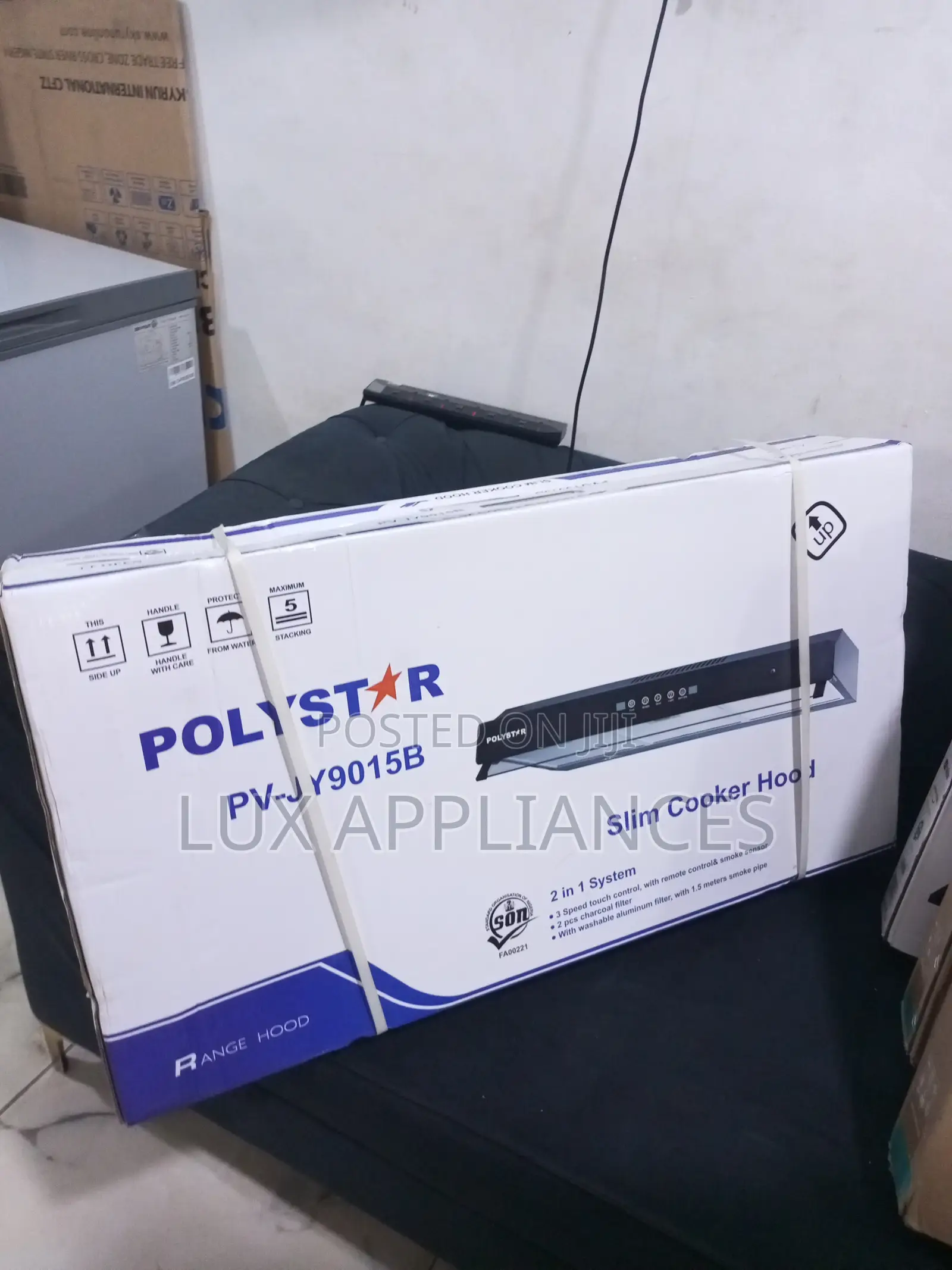 Polystar Slim Range Hood With Hand Wave Sensor