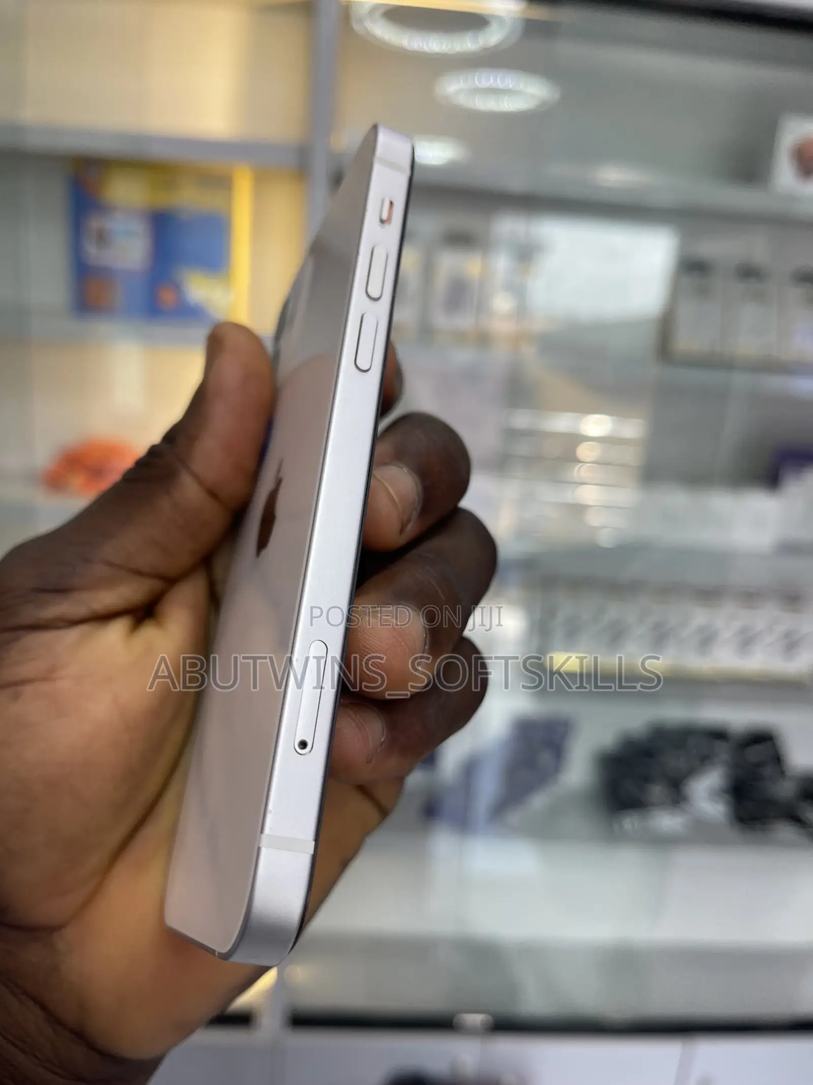 Apple iPhone 12 64 GB White