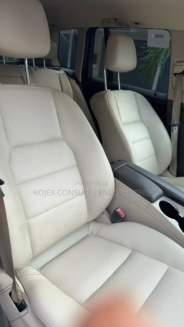 Mercedes-Benz GLK-Class 350 4MATIC 2013 White