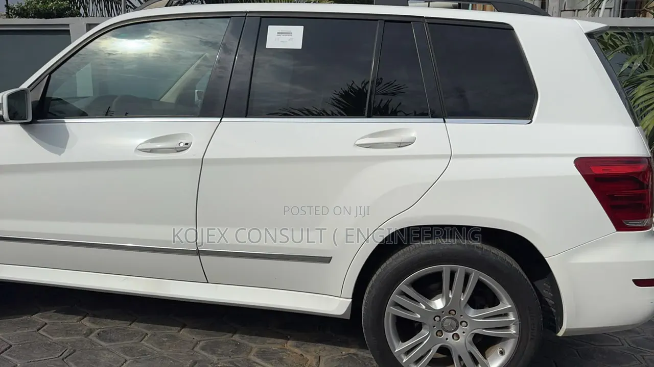 Mercedes-Benz GLK-Class 350 4MATIC 2013 White
