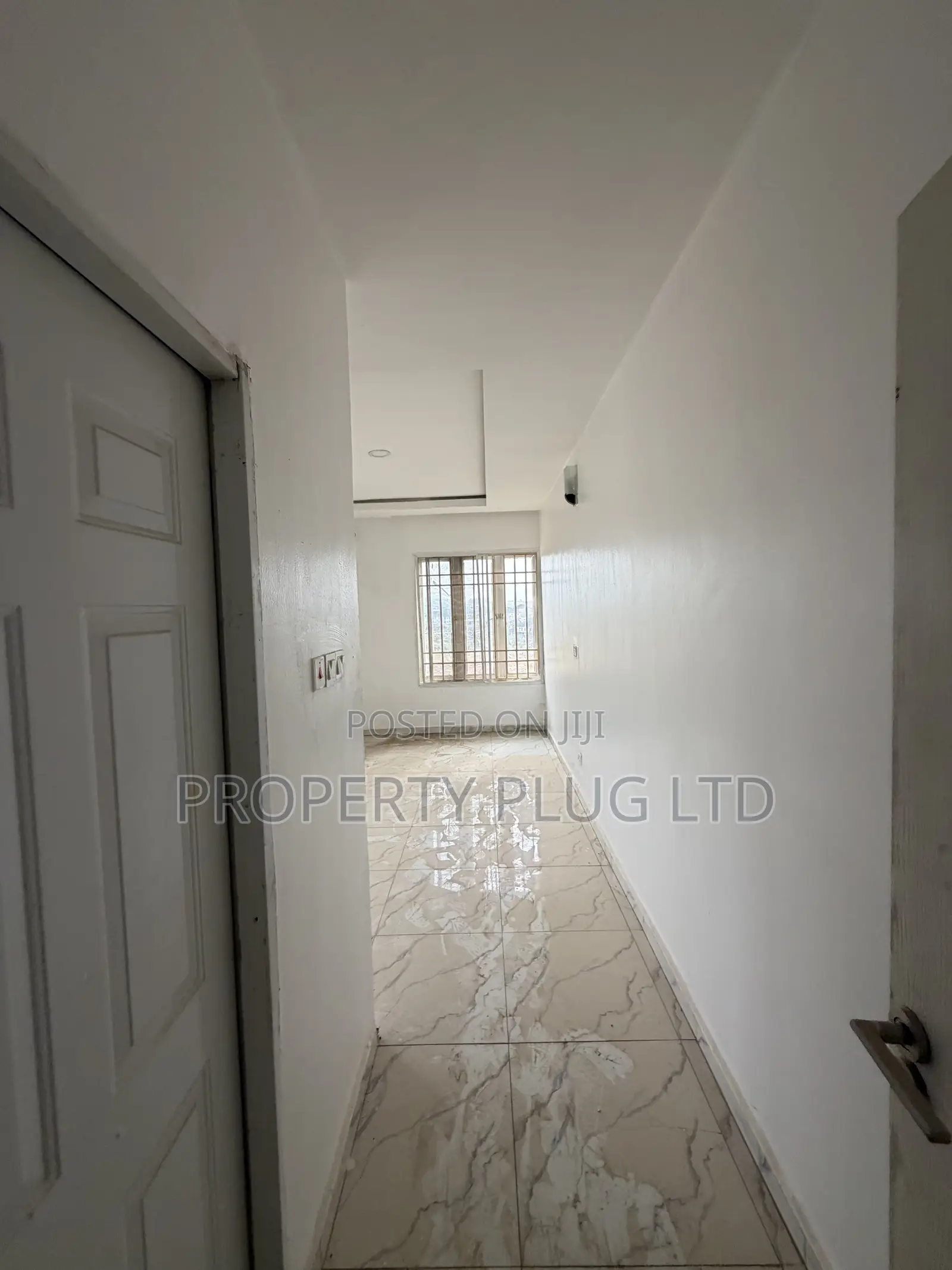 4bdrm Duplex in Idu for rent