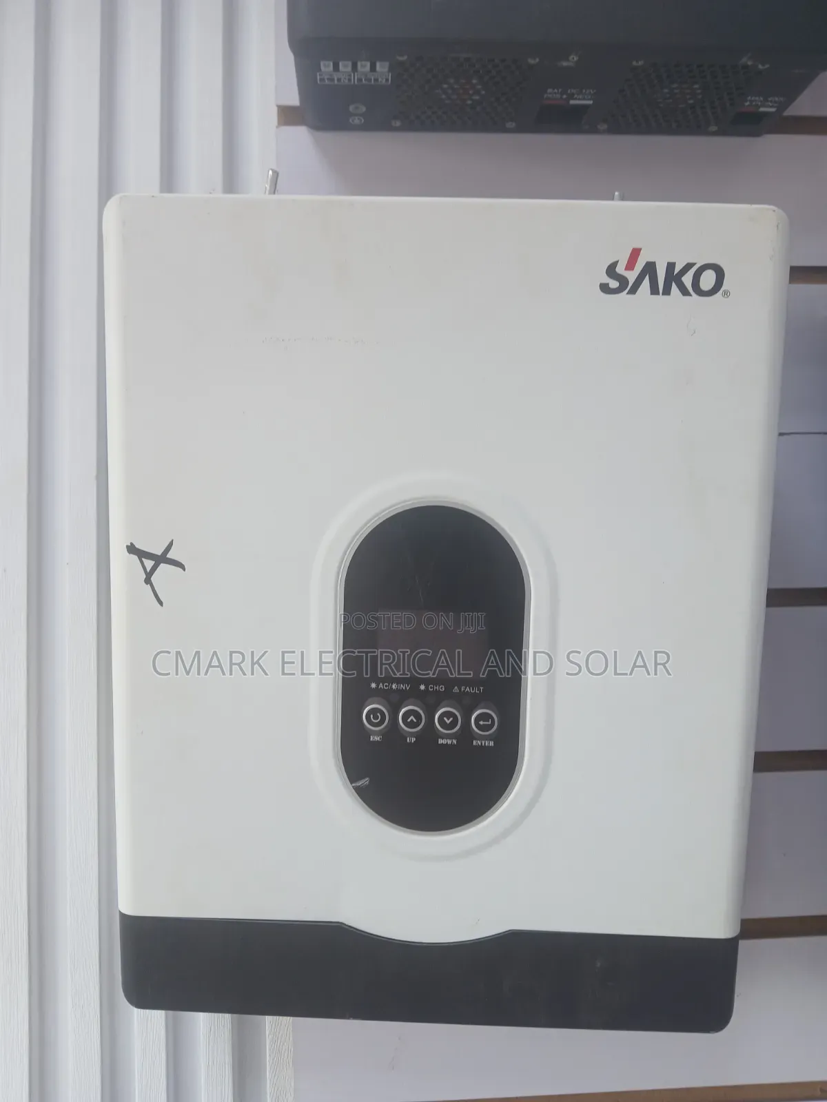 Sako 2kva 24volts Hybrid Inverter