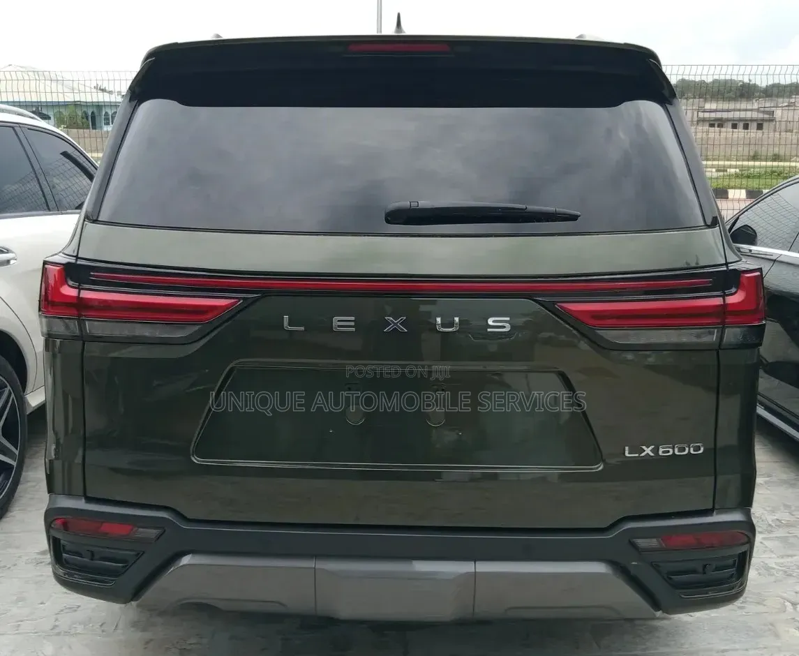 New Lexus LX 600 2025 Green