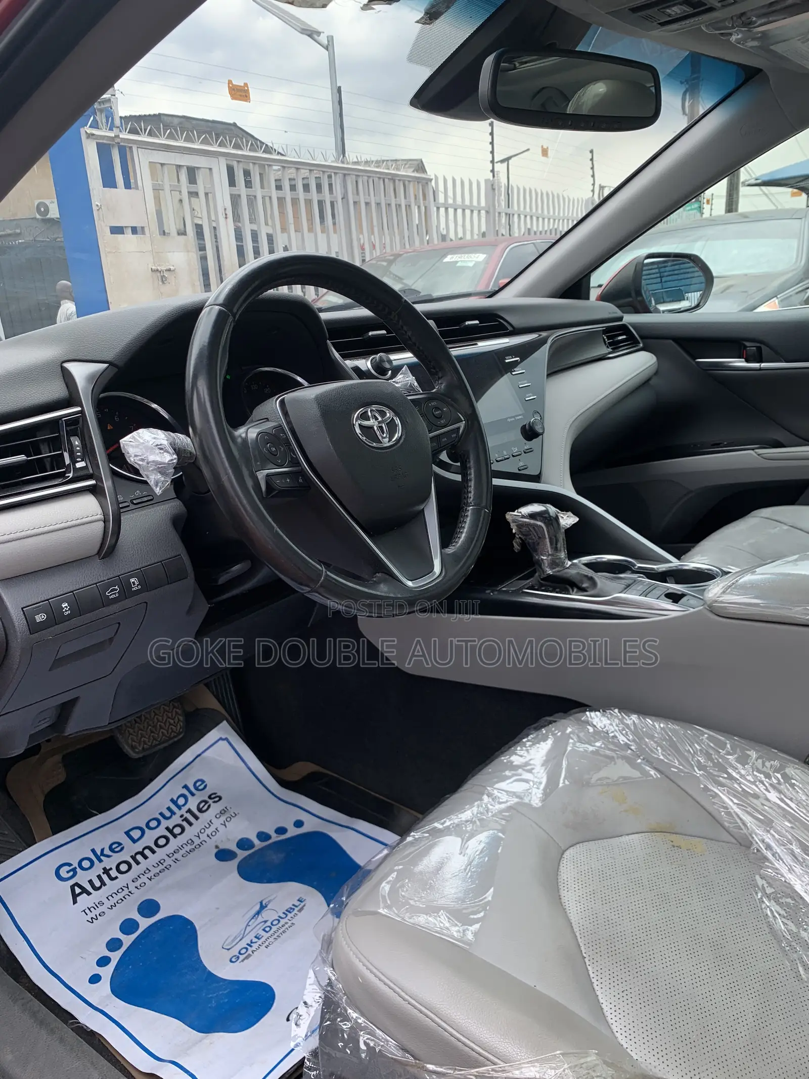 Toyota Camry 2020 Red
