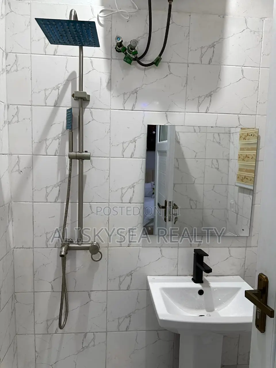 3bedroom Duplex Shortlet in Awoyaya