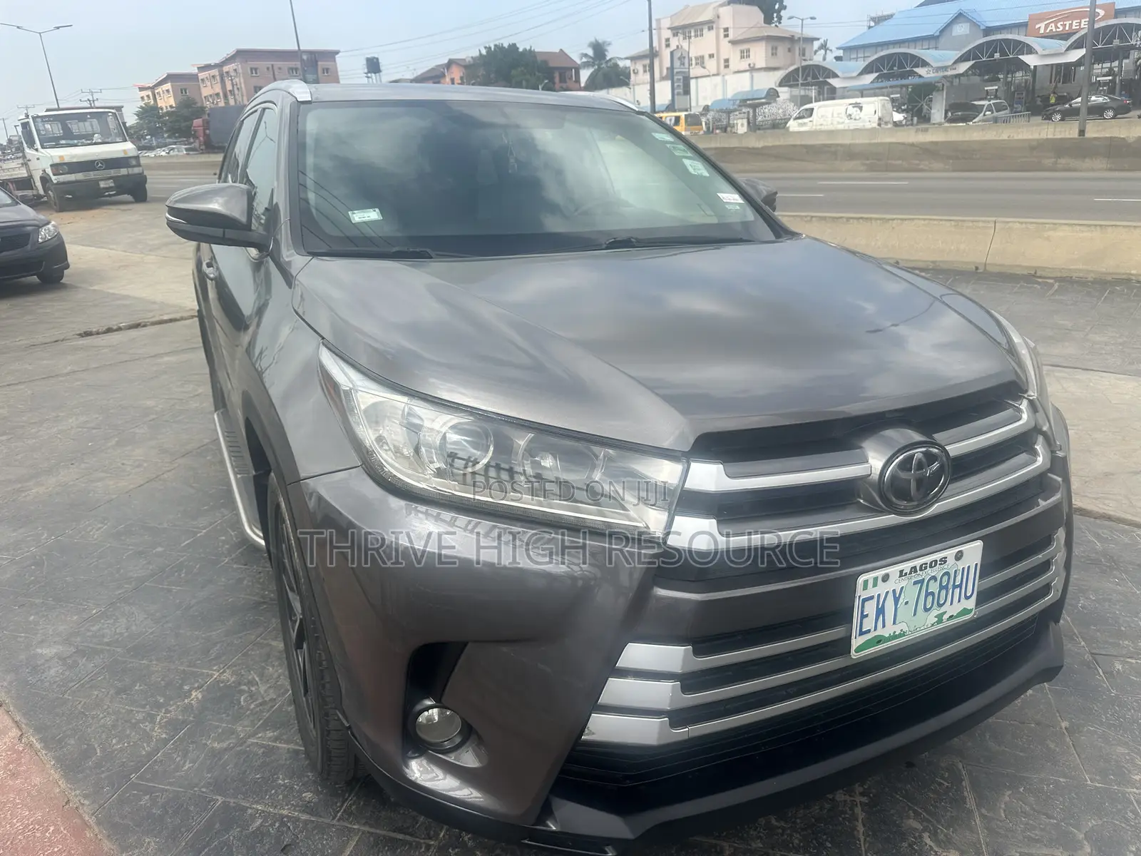 Toyota Highlander Limited 4dr SUV AWD (3.5L 6cyl 6A) 2014 Gray