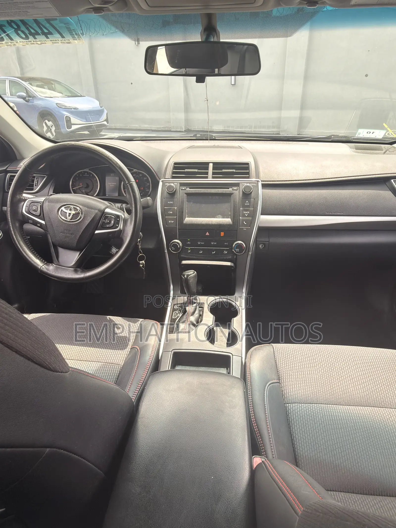 Toyota Camry SE 4dr Sedan (2.5L 4cyl 6A) 2016 Gray
