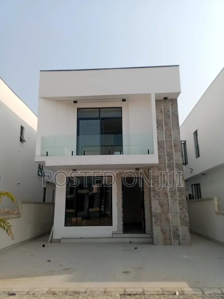 4bdrm Duplex in Orchard Before The, Lekki Phase 2 for sale