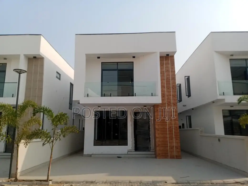 4bdrm Duplex in Orchard Before The, Lekki Phase 2 for sale