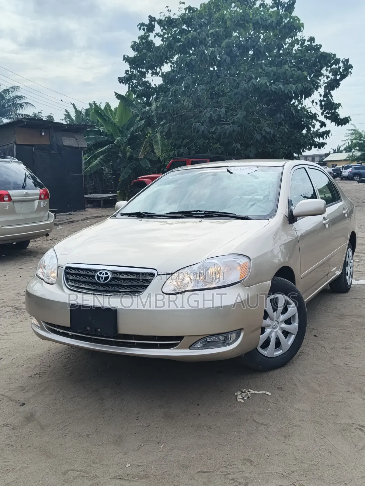 Toyota Corolla LE 2005 Gold