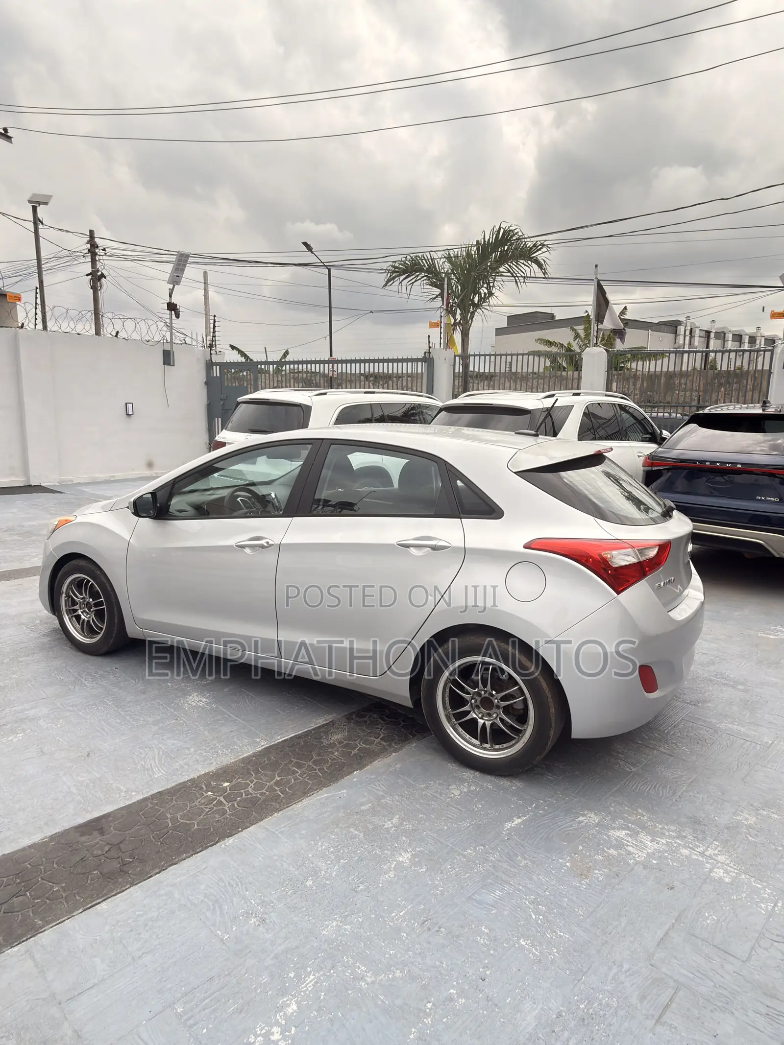 Hyundai Elantra 2016 Silver