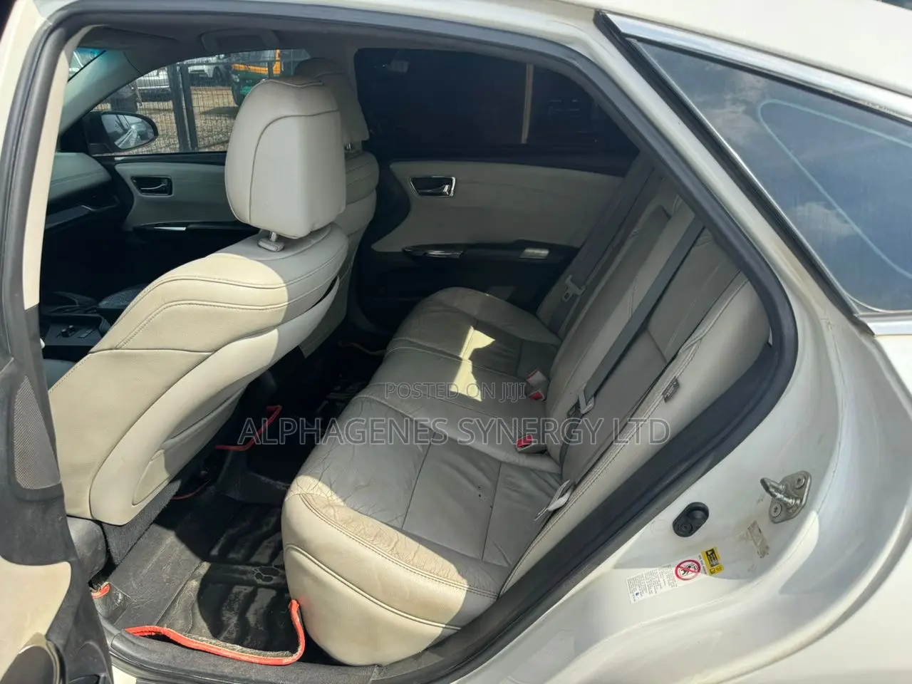 Toyota Avalon 2018 White