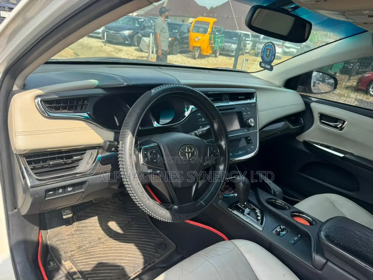 Toyota Avalon 2018 White