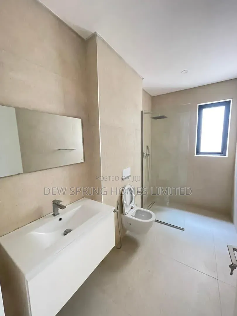 5bdrm Duplex in Ikoyi for sale