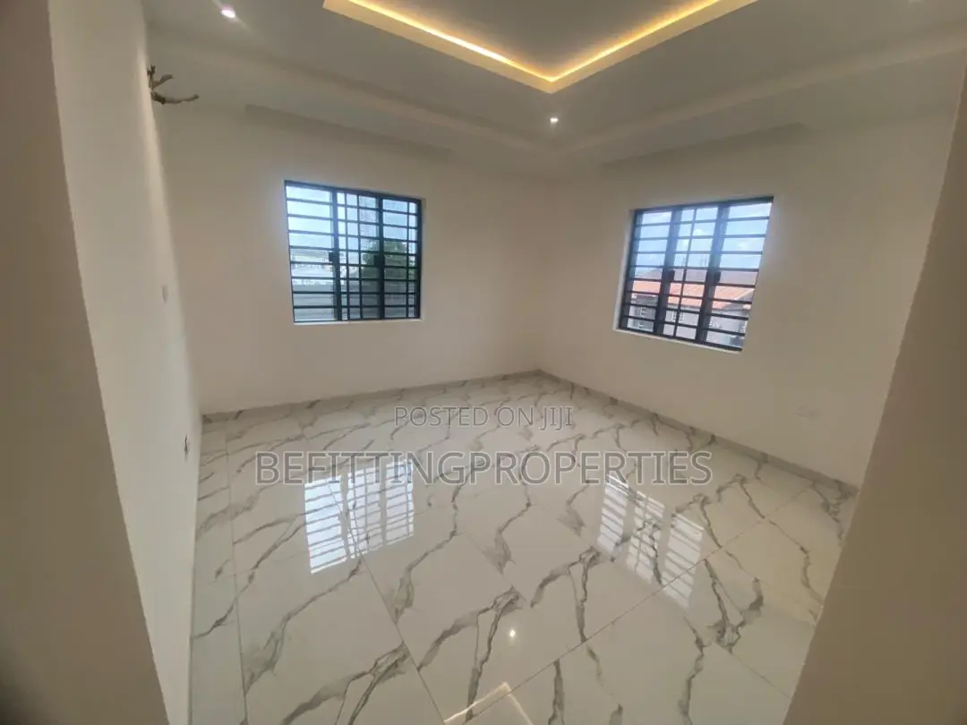 4bdrm Duplex in Ikeja for sale