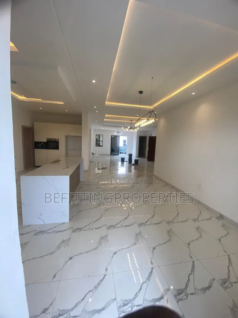 4bdrm Duplex in Ikeja for sale