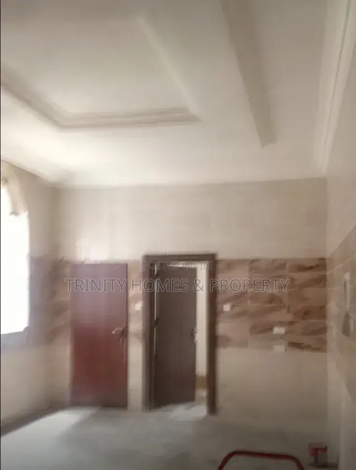9bdrm Mansion in Fcda C-Of-O, Jahi for sale