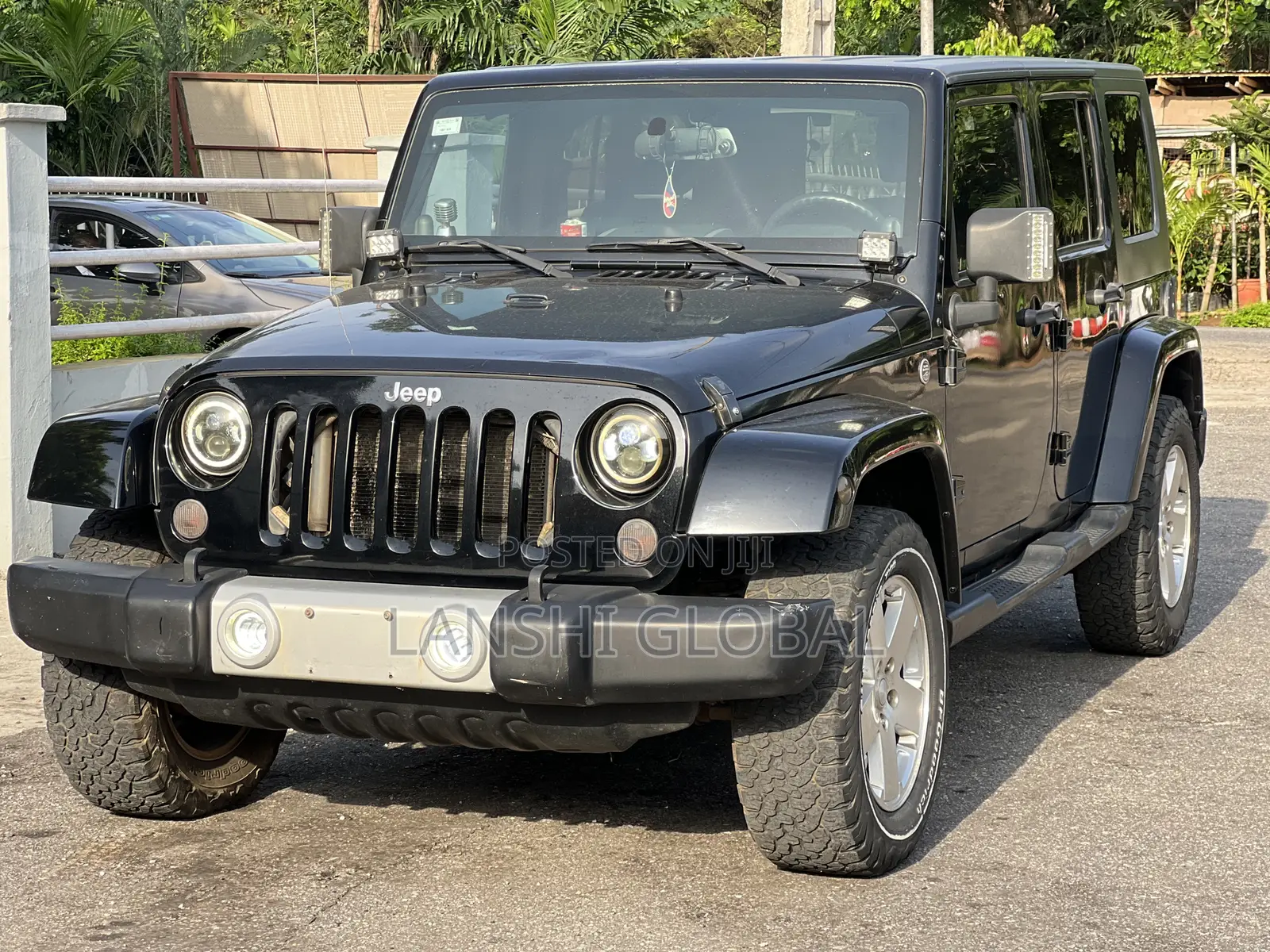 Jeep Wrangler Unlimited Sahara 2010 Black