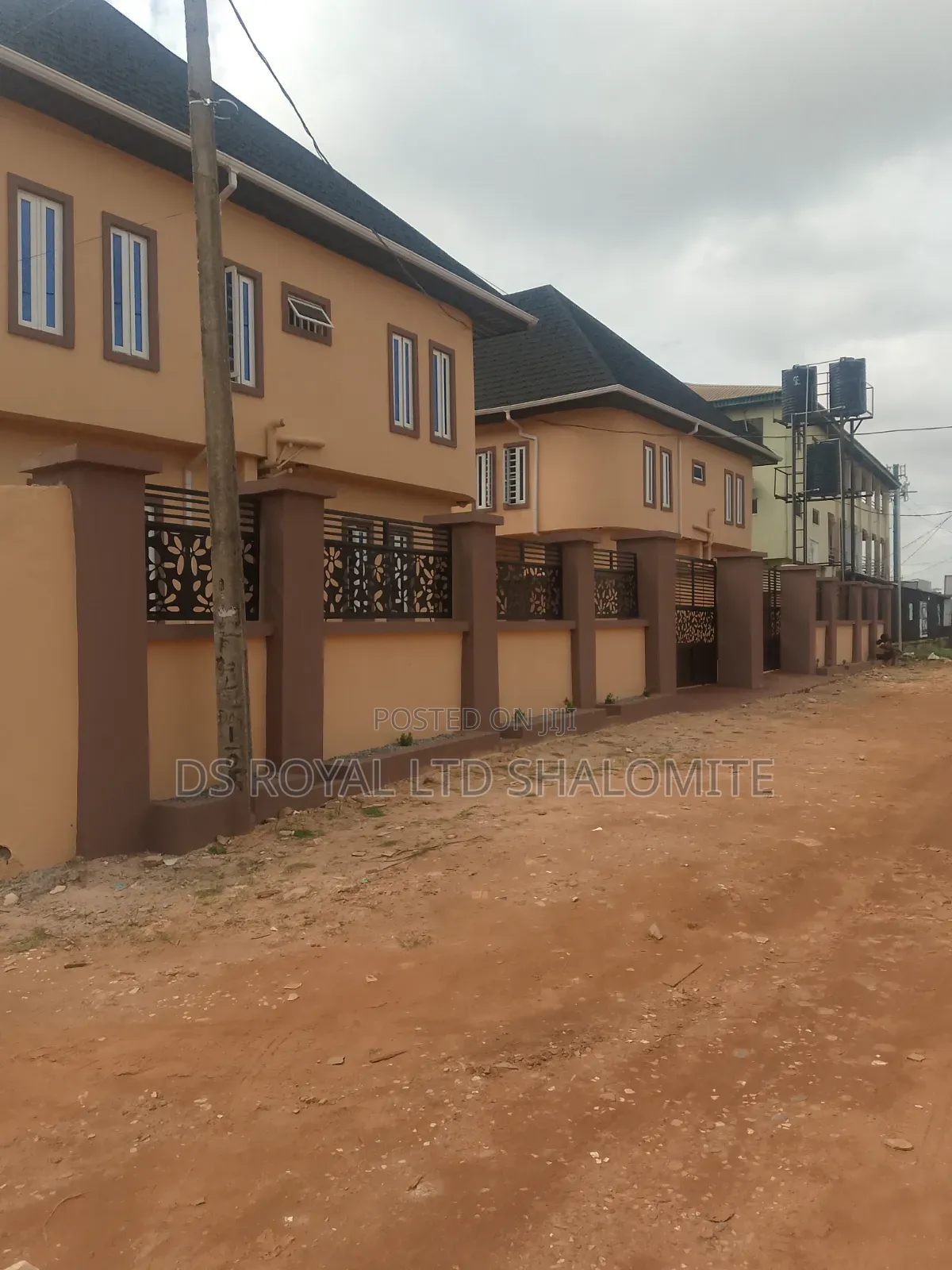 3bdrm Block of Flats in Benin City for sale