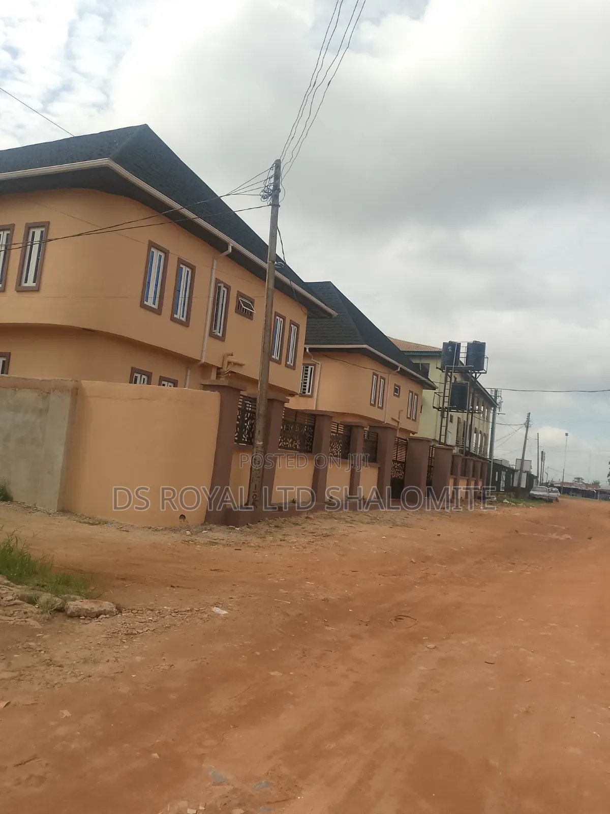 3bdrm Block of Flats in Benin City for sale