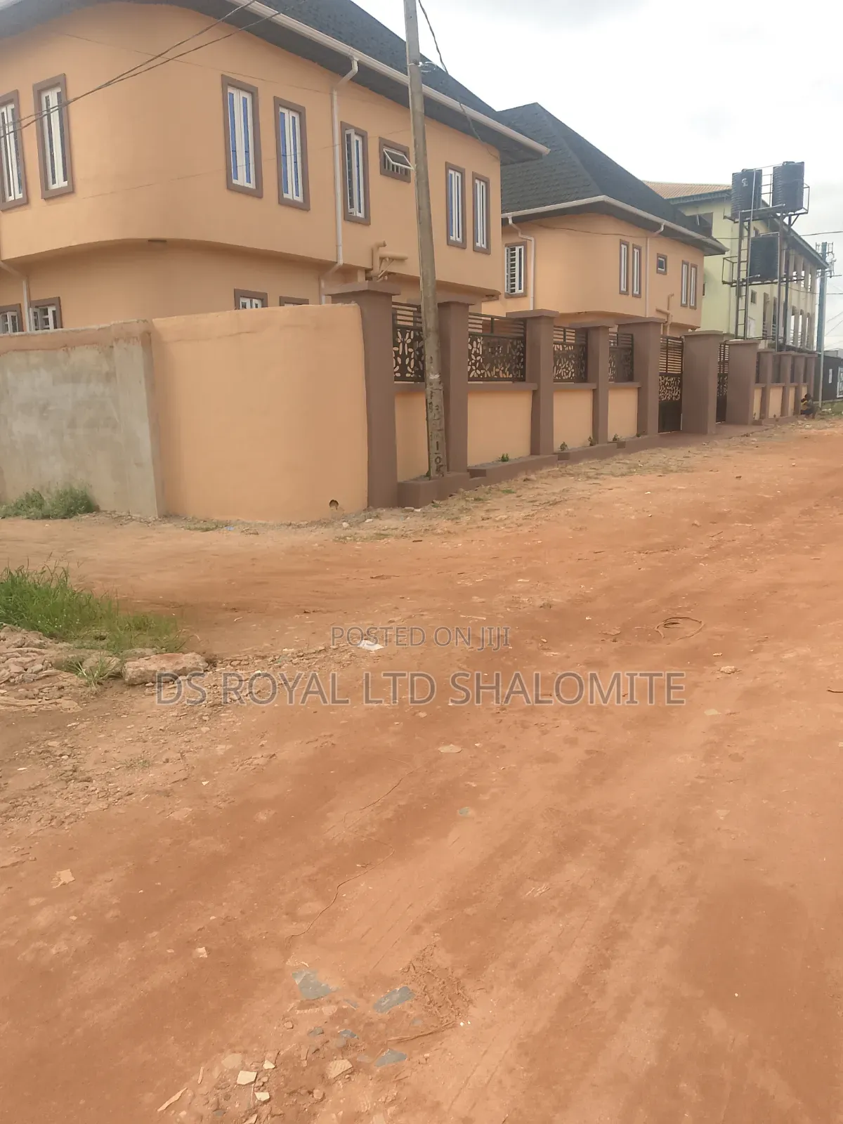 3bdrm Block of Flats in Benin City for sale