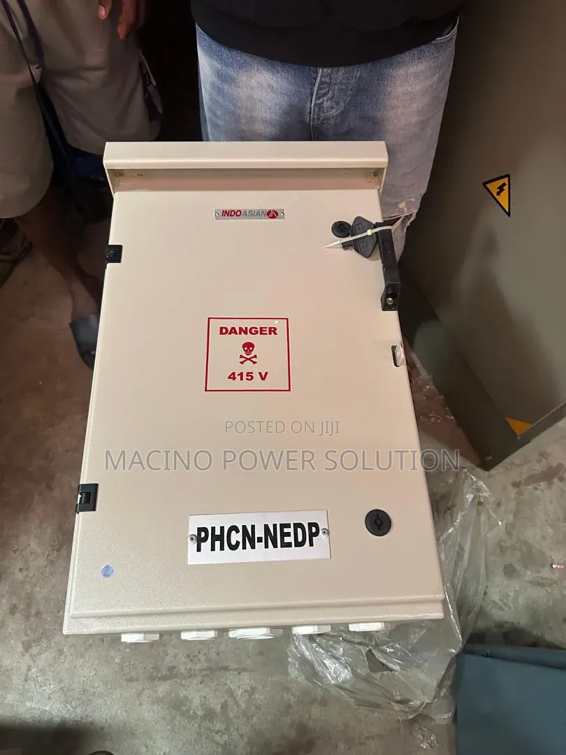 Indonesian Hanging Feeder Pillars Transformers , Copper Type