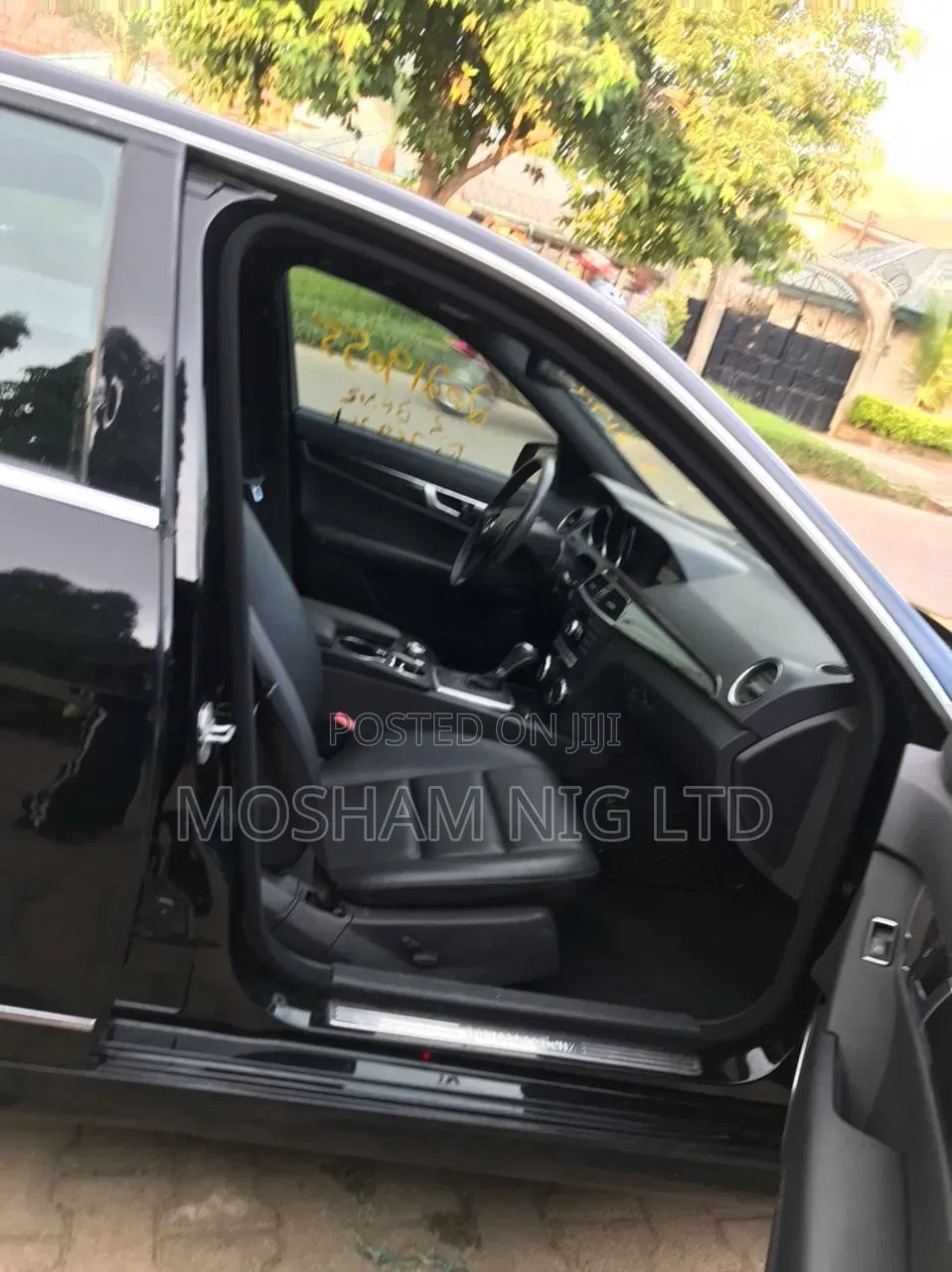 Mercedes-Benz C300 2014 Black