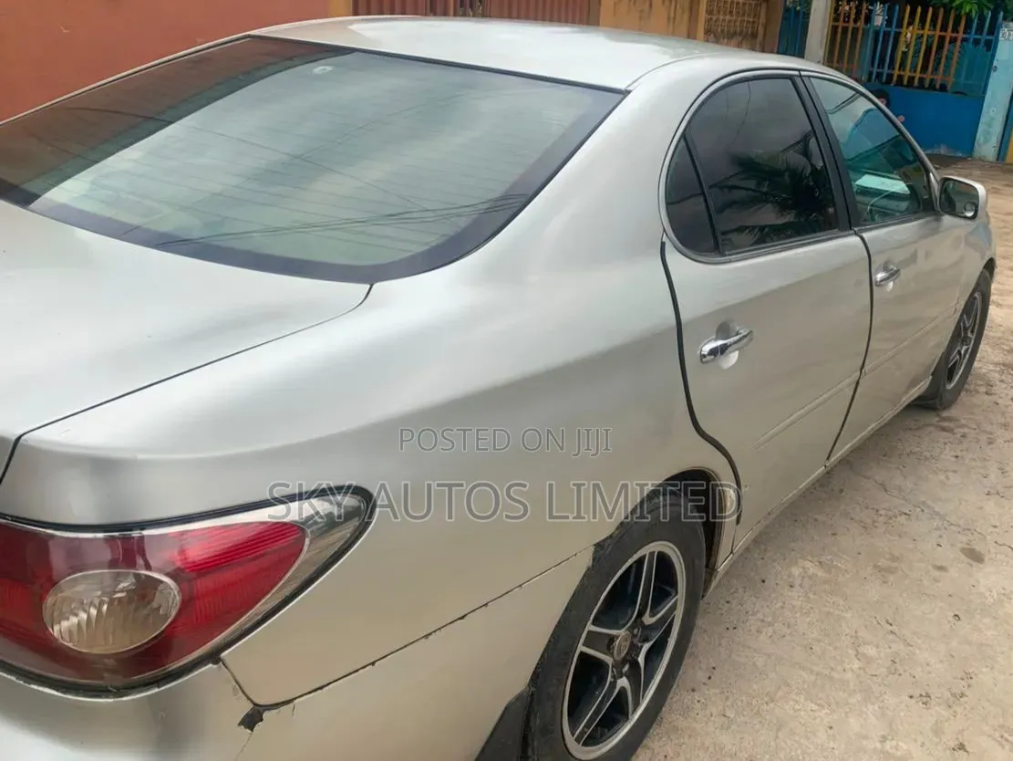 Lexus ES 300 2004 Silver