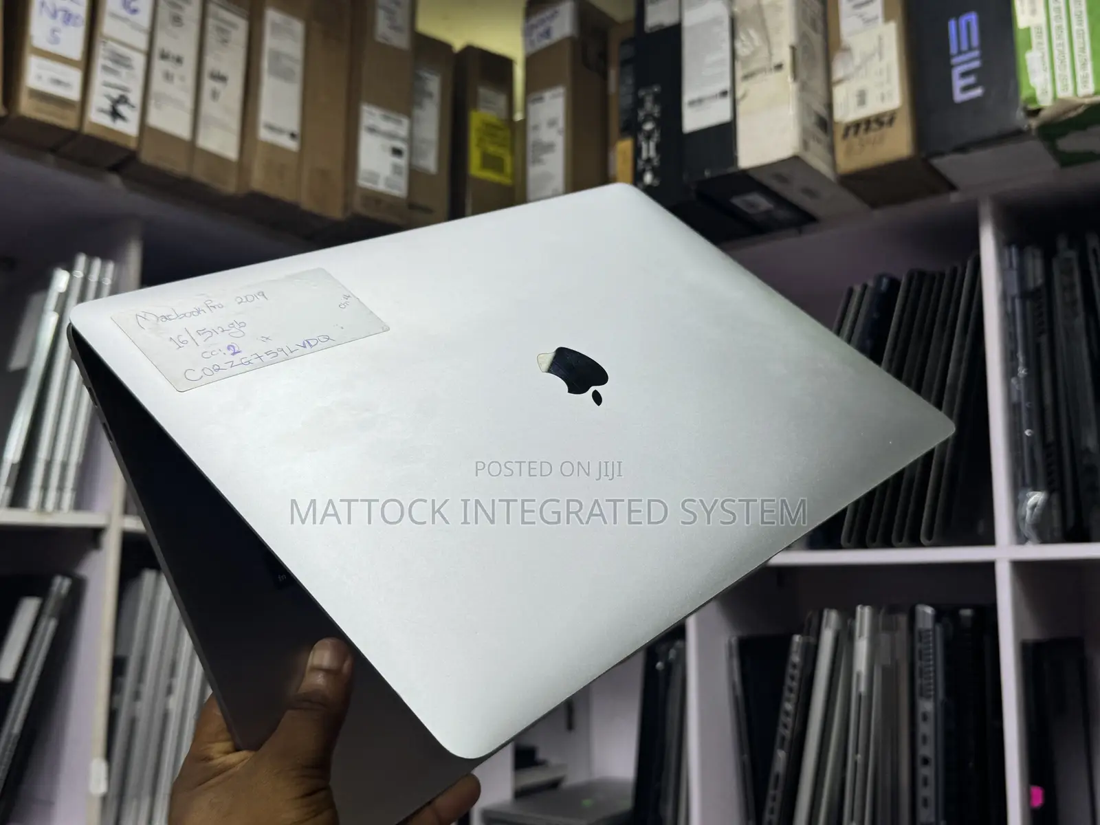 Laptop Apple MacBook Pro 2019 16GB Intel Core i7 SSD 512GB
