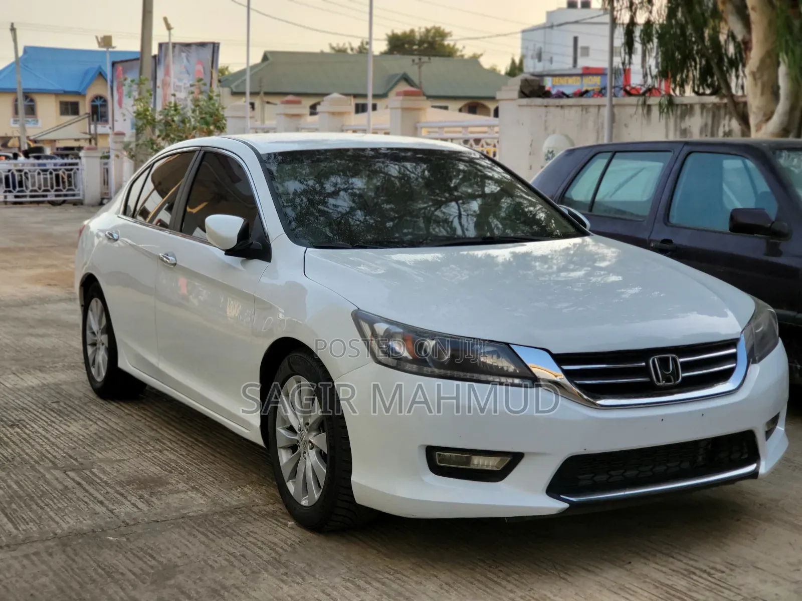 Honda Accord LX 4dr Sedan FWD (2.4L 4cyl 2A) 2013 White