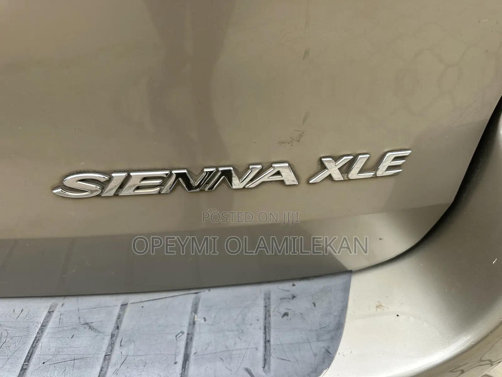 Toyota Sienna XLE 2005 Gold