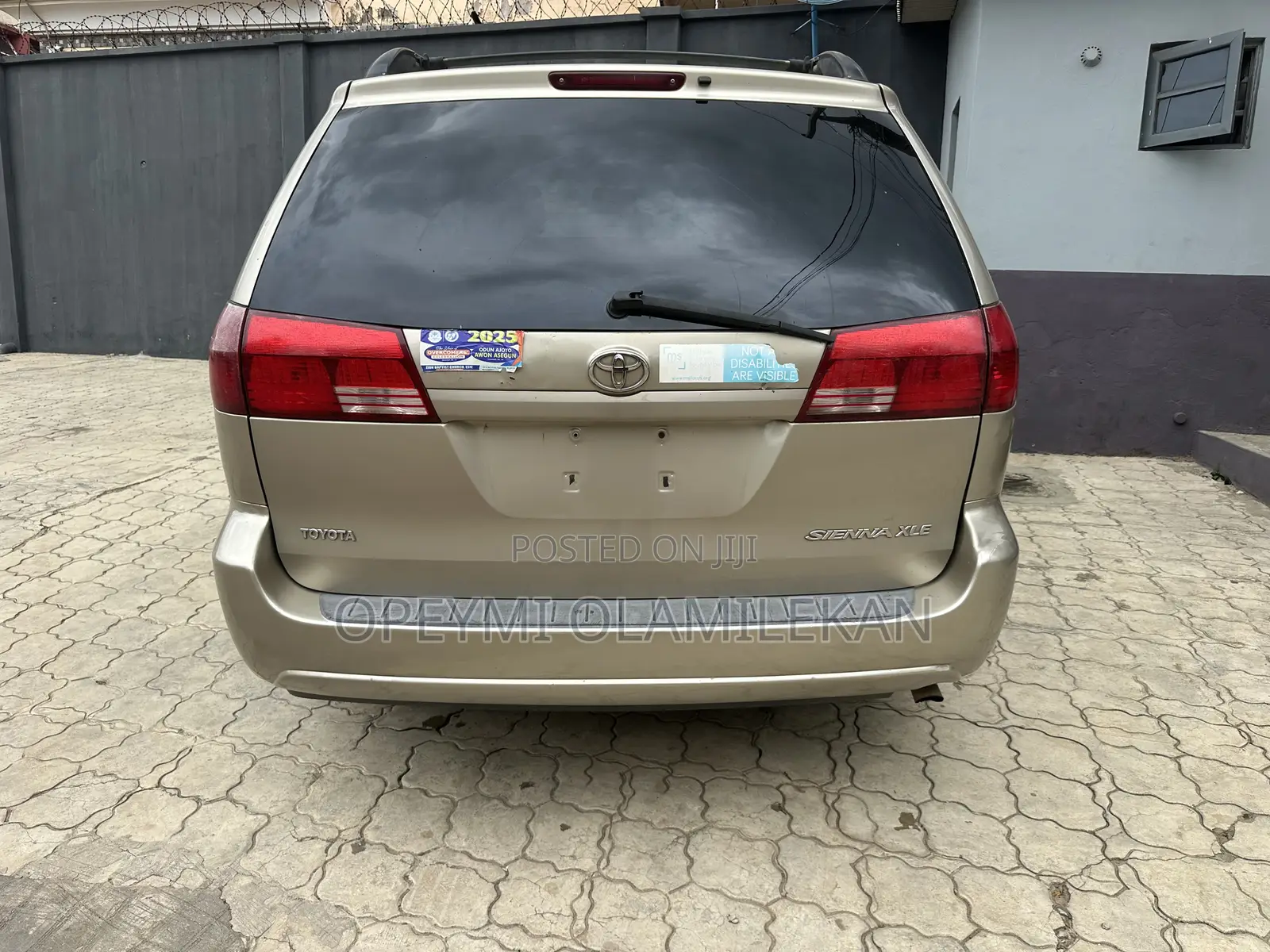 Toyota Sienna XLE 2005 Gold