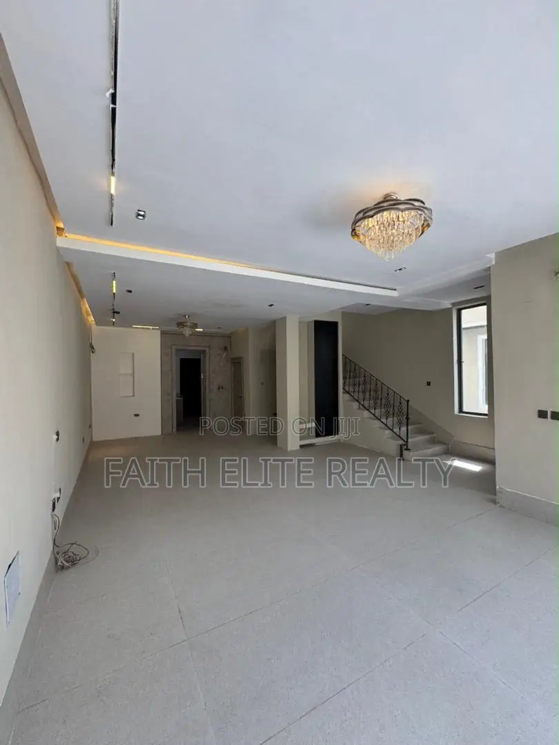 4bdrm Duplex in Ikoyi for sale