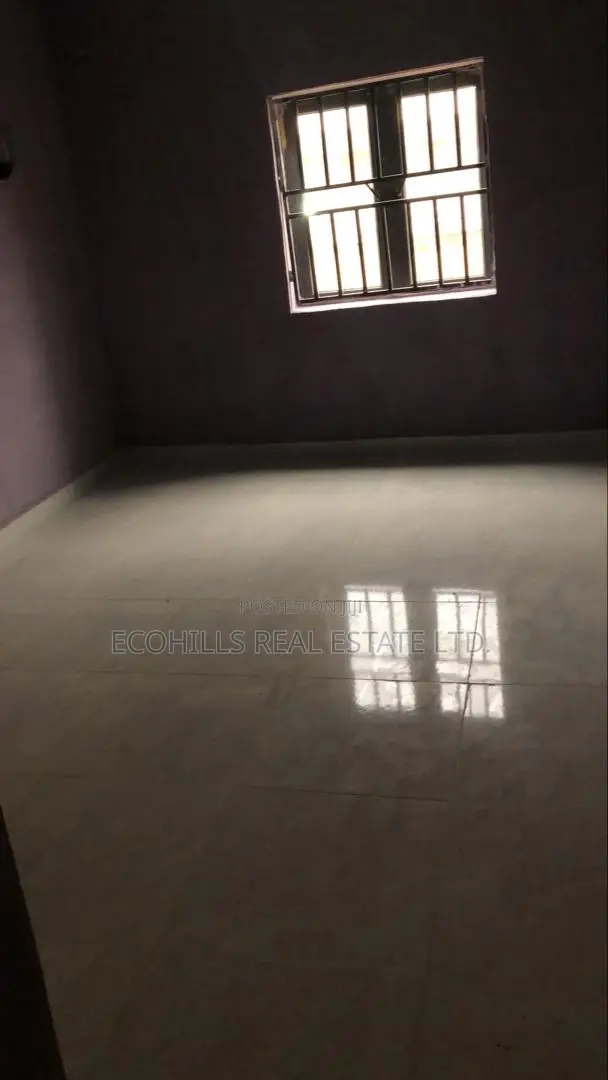 3bdrm Bungalow in Congress Valley, Lugbe District for rent