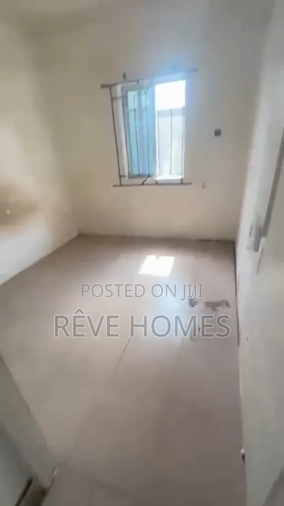 Mini Flat in Pedro for rent