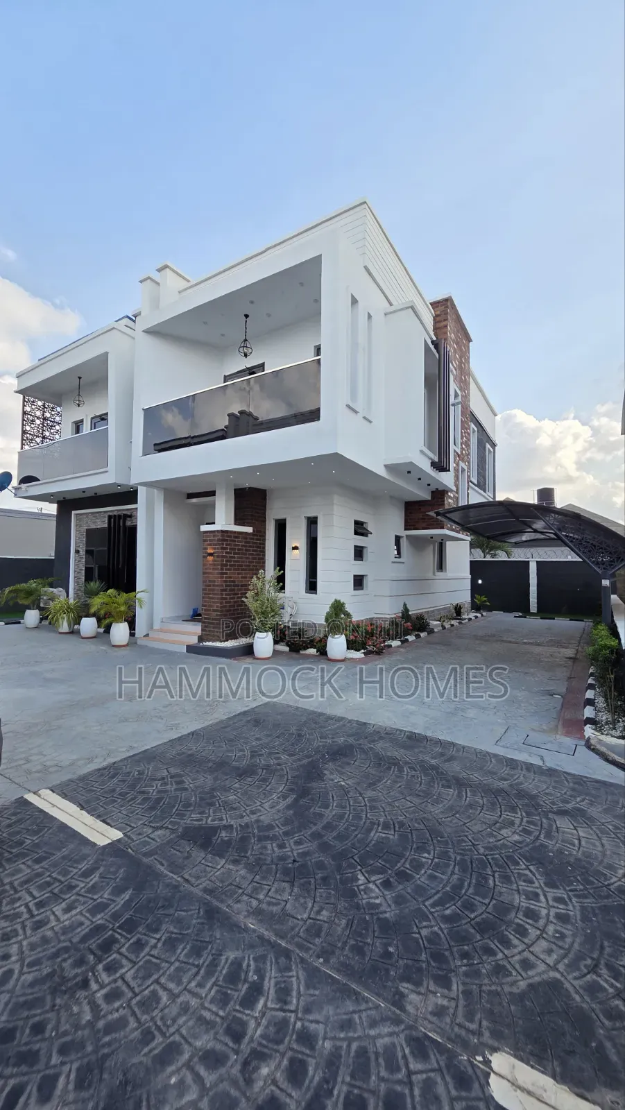 4bdrm Duplex in Bera Estate, Akobo for sale
