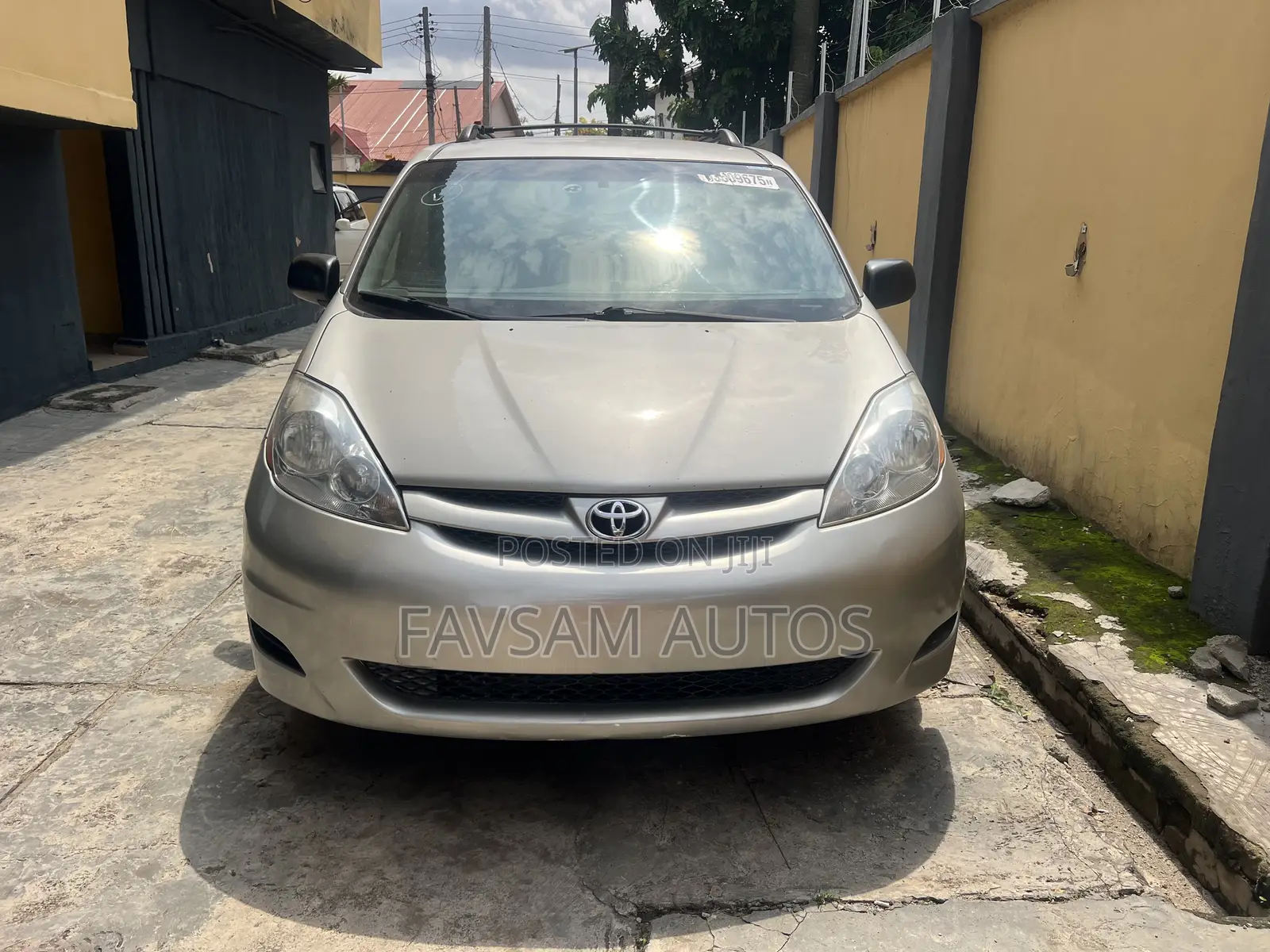 Toyota Sienna LE 4WD 2007 Gold