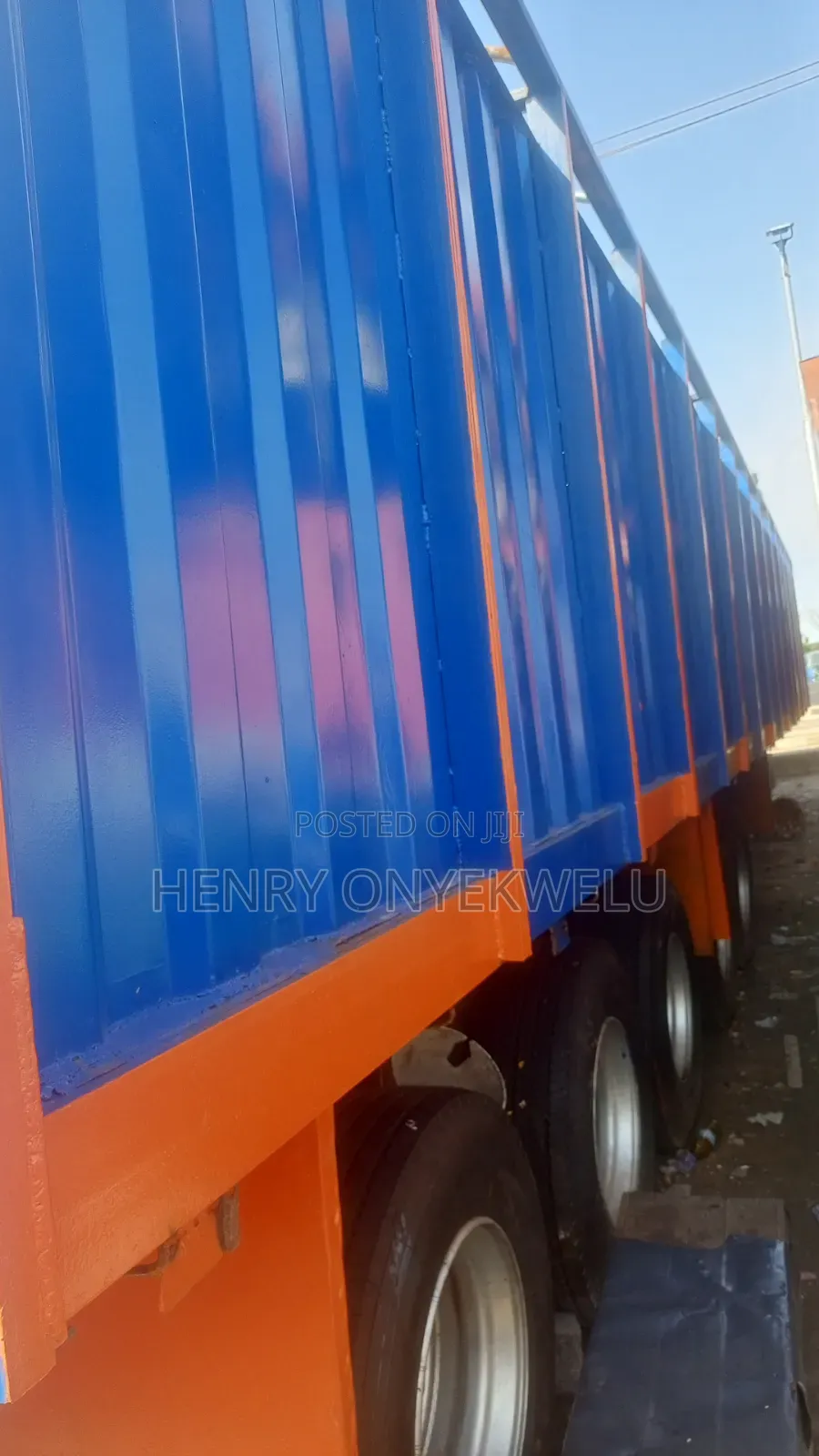 5 Axles With 20 Tyres Body