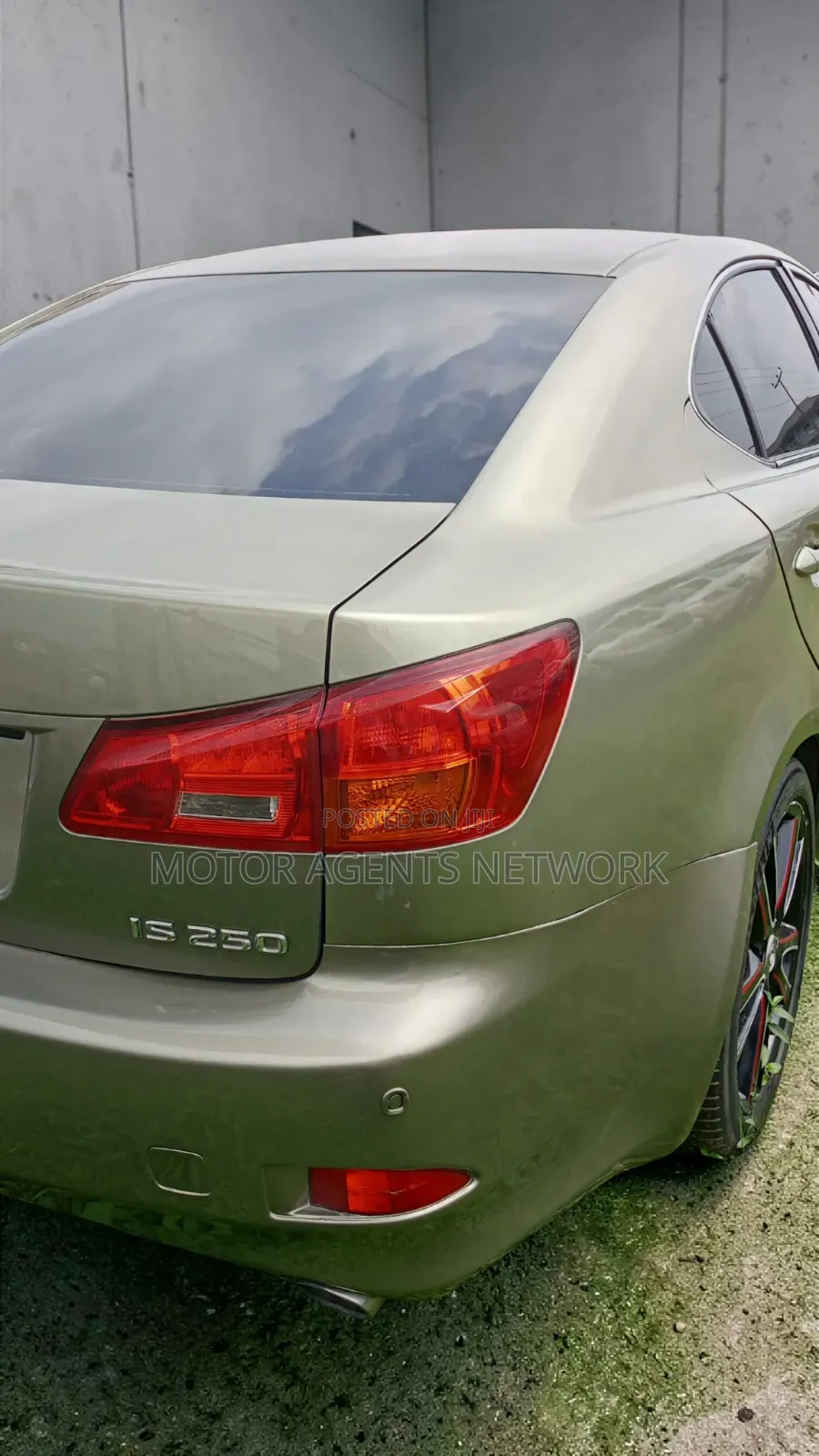 Lexus IS 2005 Green