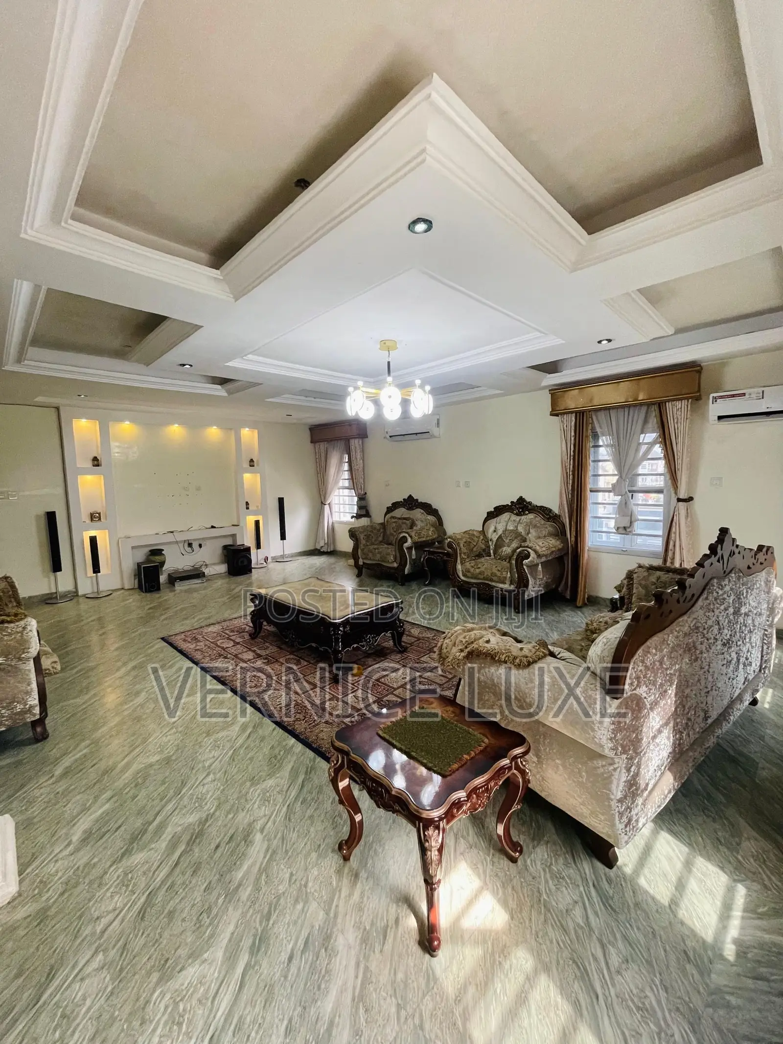 5bdrm Townhouse / Terrace in Idado for rent