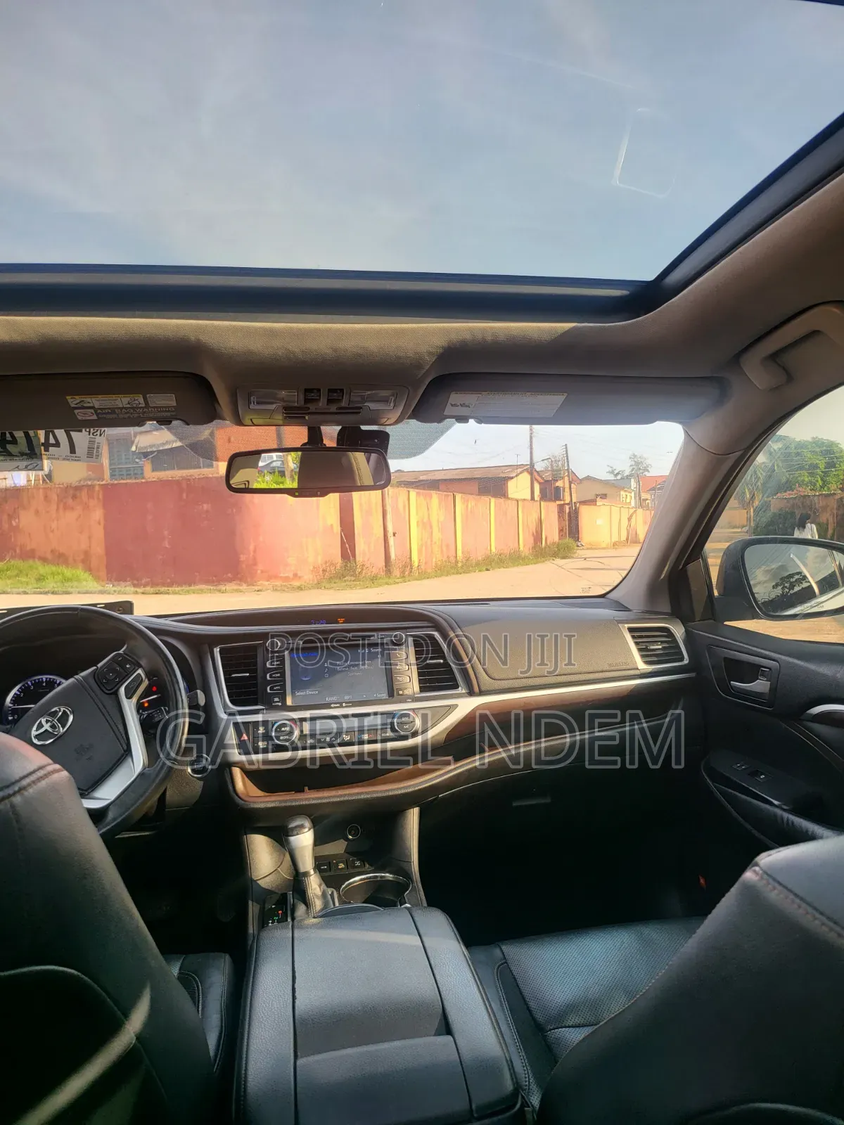 Toyota Highlander Limited Platinum 4dr SUV AWD (3.5L 6cyl 6A) 2014