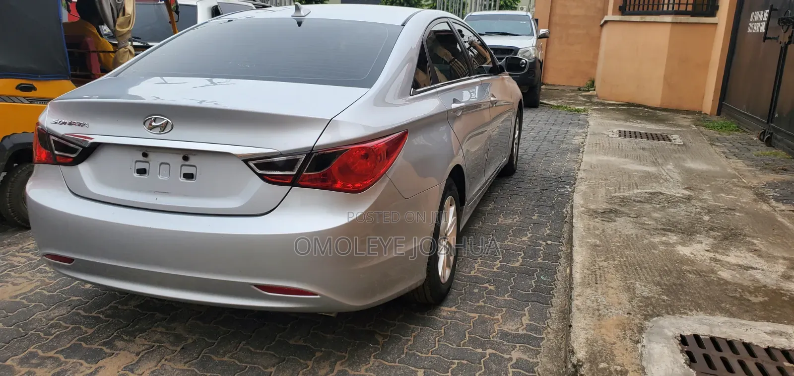Hyundai Sonata GLS Sedan FWD (2.4L 4cyl 6A) 2013 Silver