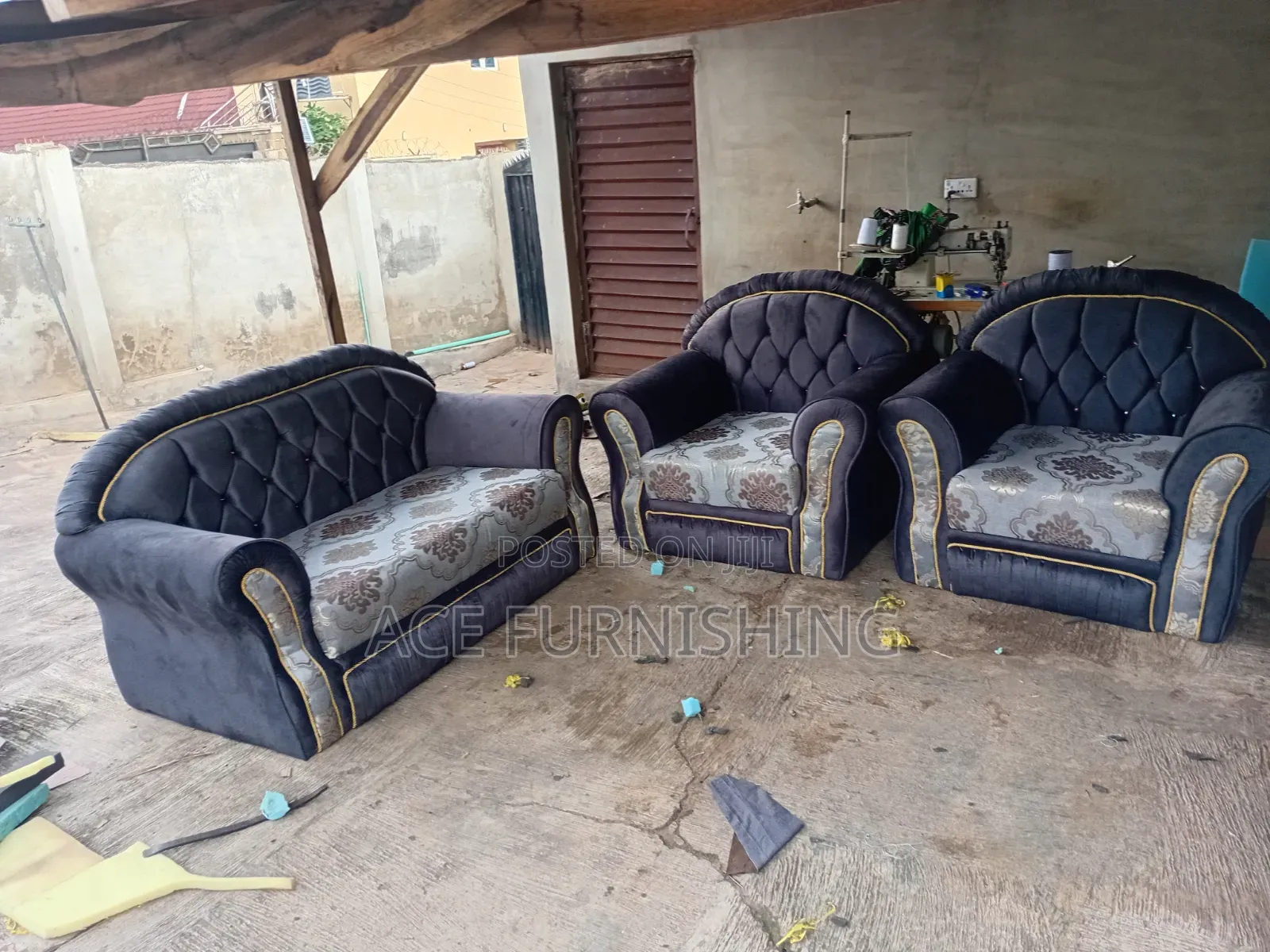 7 Seater Carret Setty