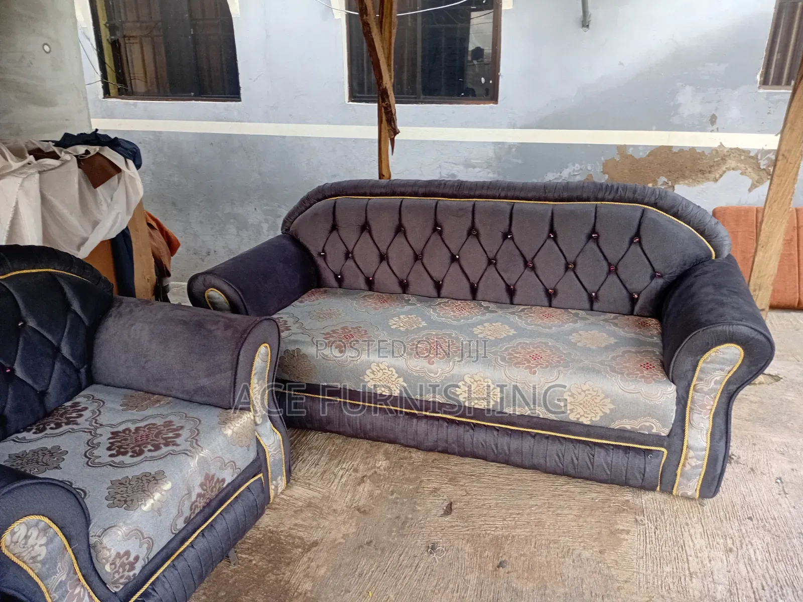 7 Seater Carret Setty
