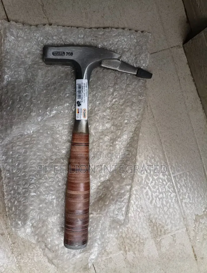 Picard 790 Full-Steel Carpenter's Roofing Hammer With Leather Grip