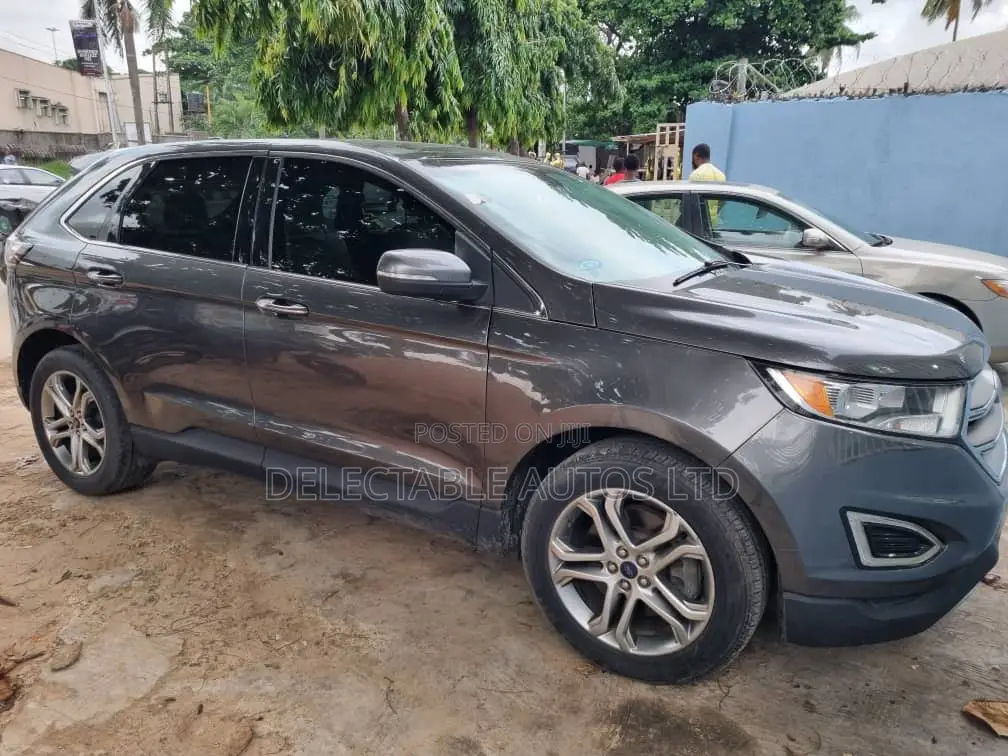 Ford Edge Titanium 4dr SUV (2.0L 4cyl Turbo 6A) 2015 Gray