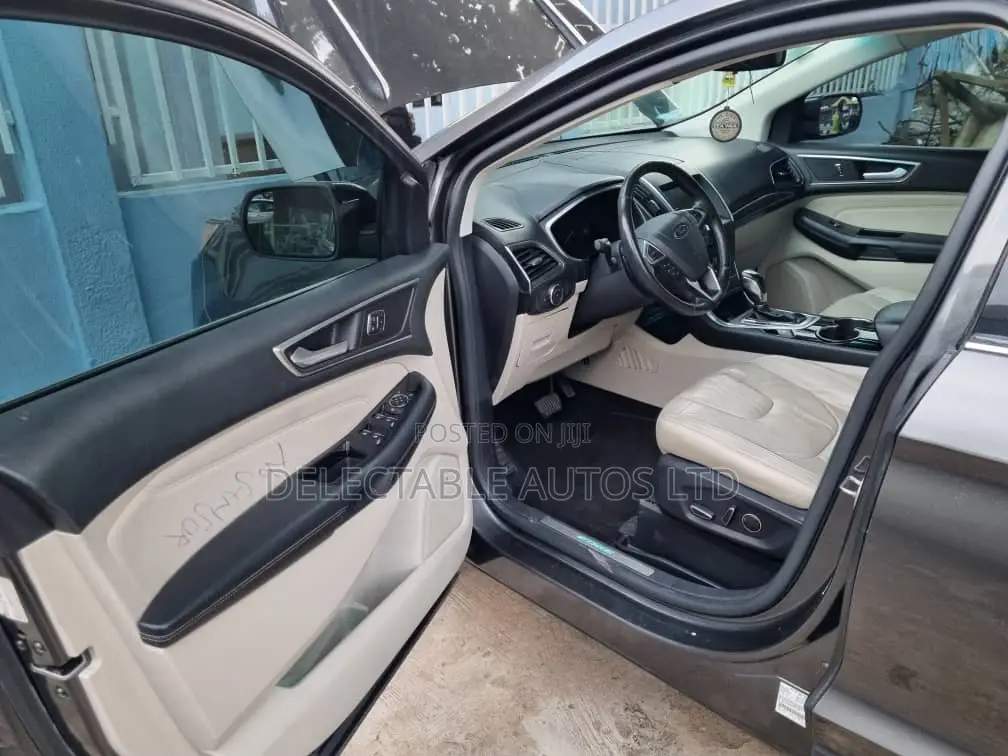 Ford Edge Titanium 4dr SUV (2.0L 4cyl Turbo 6A) 2015 Gray