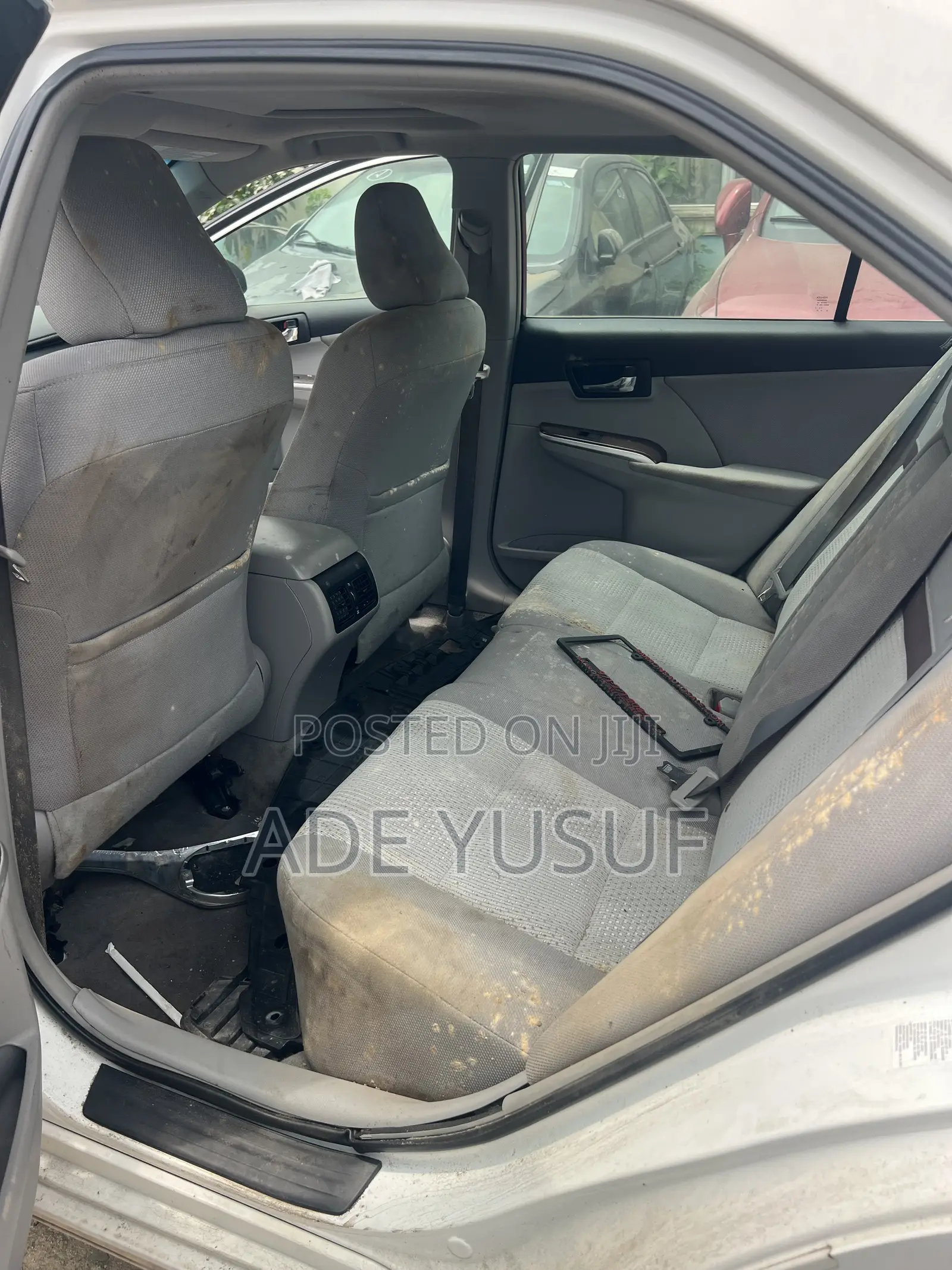 Toyota Camry XLE 4dr Sedan (3.5L 6cyl 6A) 2014 White