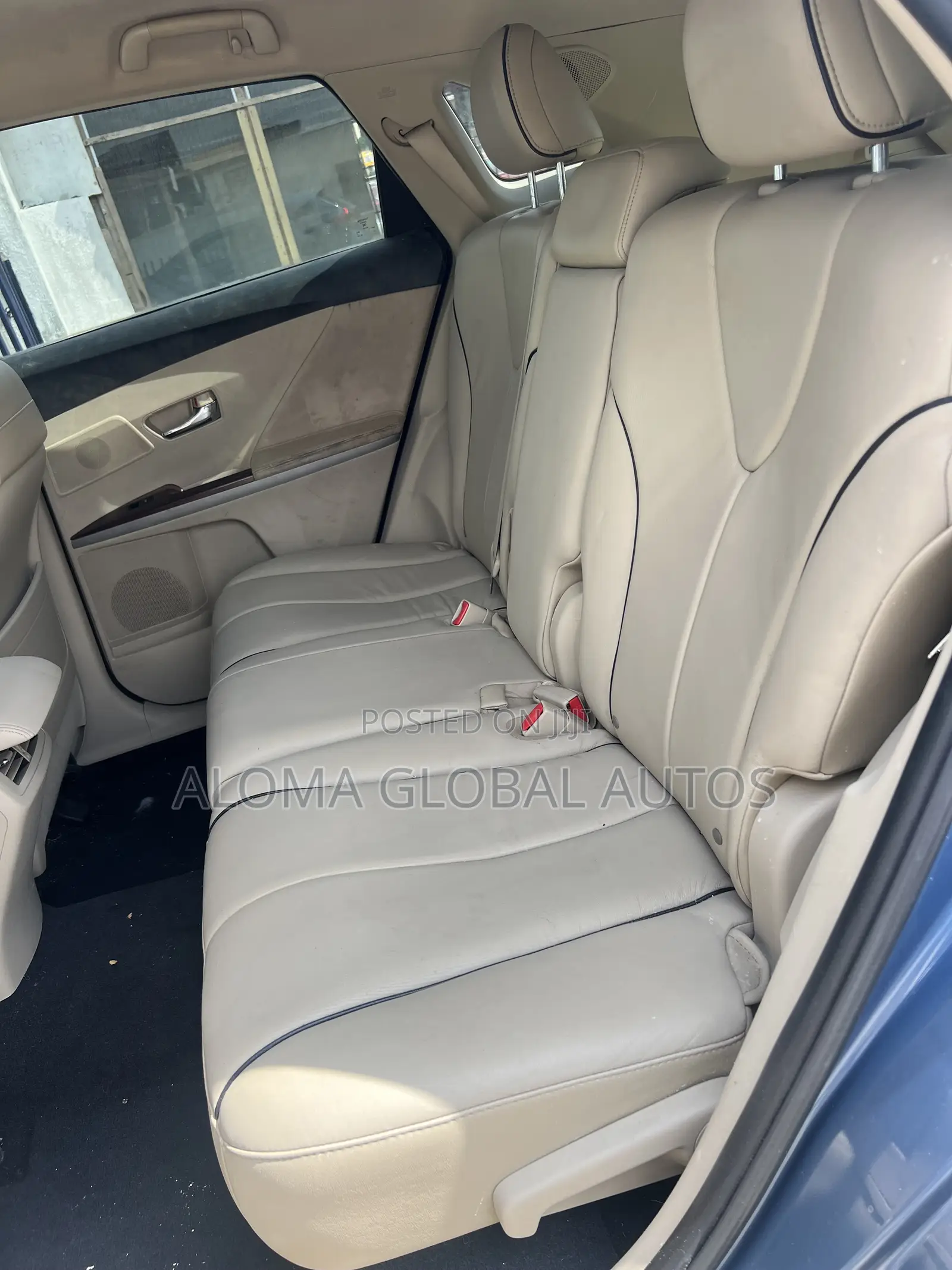 Toyota Venza V6 AWD 2010 Blue