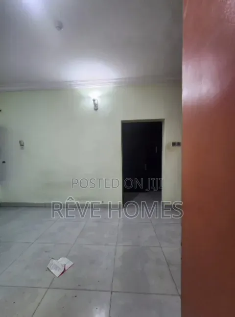 3bdrm Apartment in Yaba for rent